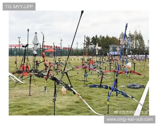 射箭爱好者组织“乡村靶场开放日”，普及成效明显